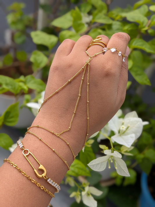 Sonpari Hand Chain